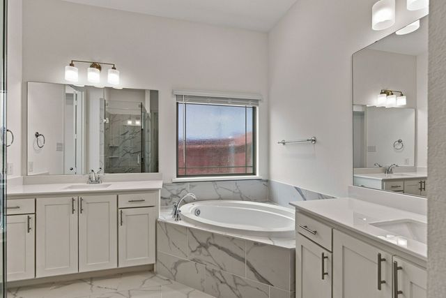 2620 Trinity Trail Way, Fort Worth, TX 76118