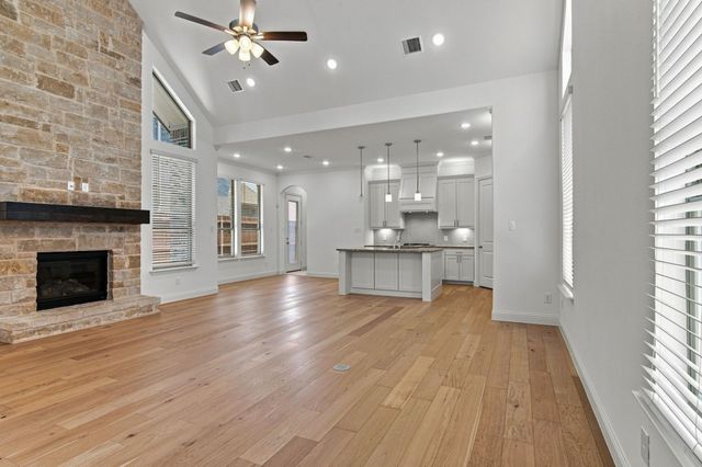 2620 Trinity Trail Way, Fort Worth, TX 76118