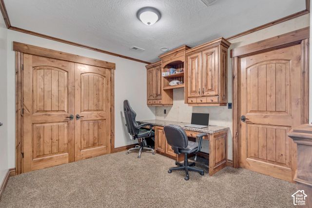 6455 S RAYMOND DR, South Weber, UT 84405