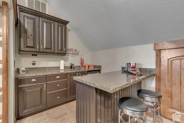 6455 S RAYMOND DR, South Weber, UT 84405