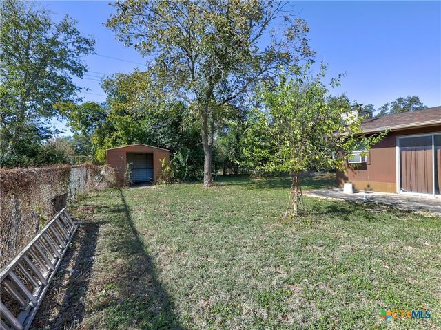 103 Lackey, Florence, TX 76527