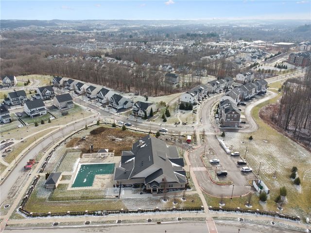 527 Captain Lee Boss Way, Cranberry Twp, PA 16066