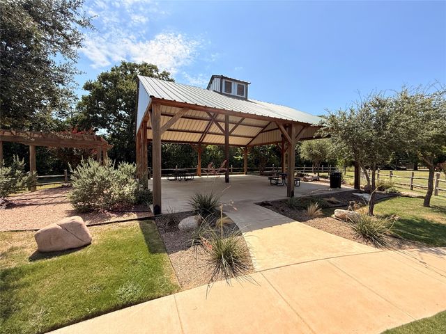 616 Timberwood Drive, Cleburne, TX 76031