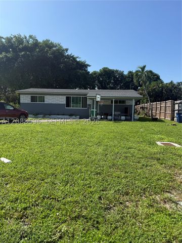 2540 NW 111th St, Miami, FL 33167