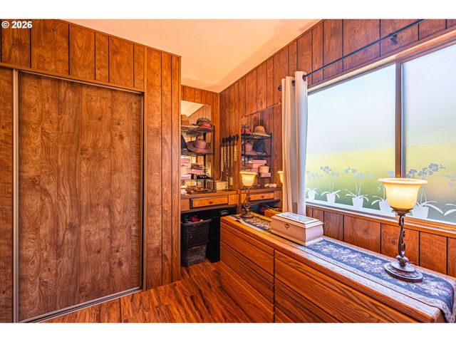 1199 N TERRY St 128, Eugene, OR 97402