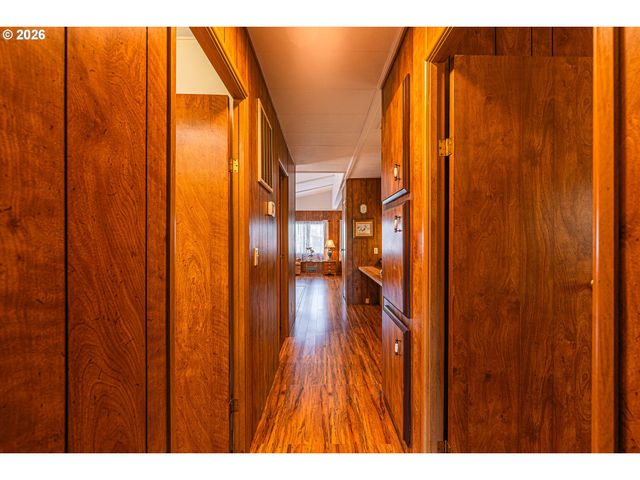 1199 N TERRY St 128, Eugene, OR 97402