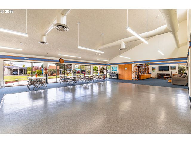 1199 N TERRY St 128, Eugene, OR 97402