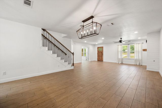 2158 Morning Glory Avenue, Fort Worth, TX 76111