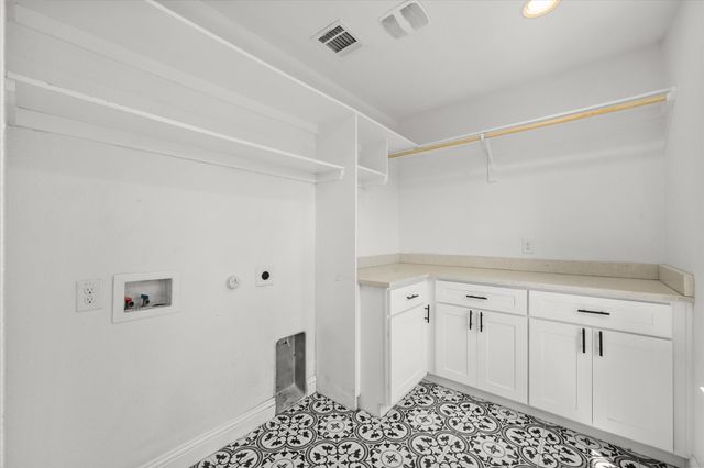 2158 Morning Glory Avenue, Fort Worth, TX 76111