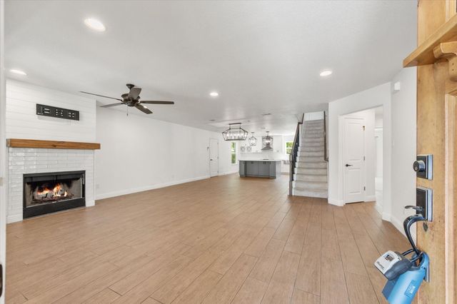 2158 Morning Glory Avenue, Fort Worth, TX 76111