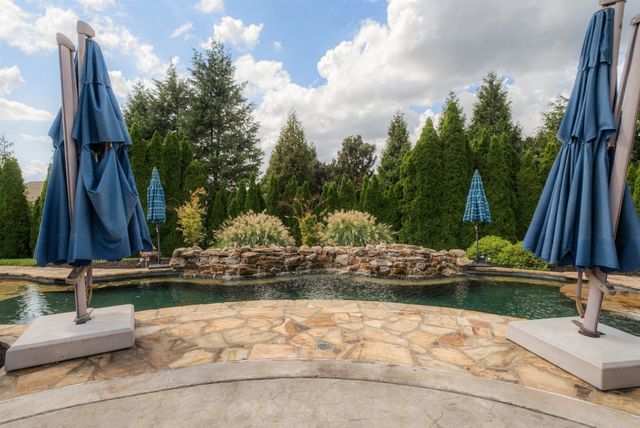 2651 Sporting Hill Bridge Rd, Thompsons Station, TN 37179