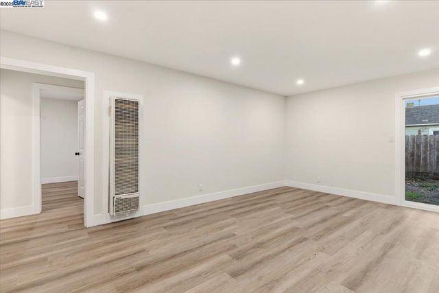 426 Gramercy Pl, Oakland, CA 94603