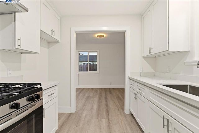 426 Gramercy Pl, Oakland, CA 94603