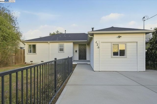 426 Gramercy Pl, Oakland, CA 94603