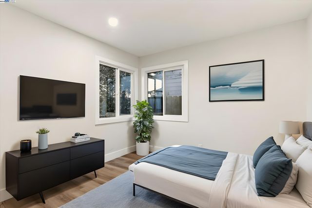 426 Gramercy Pl, Oakland, CA 94603