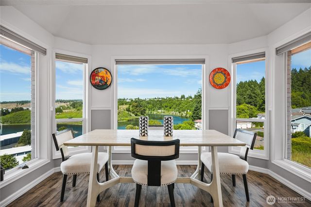 2781 Chambers Point Court, Steilacoom, WA 98388