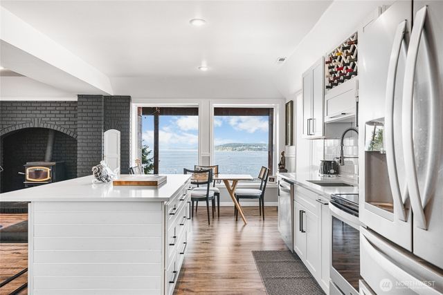 2781 Chambers Point Court, Steilacoom, WA 98388