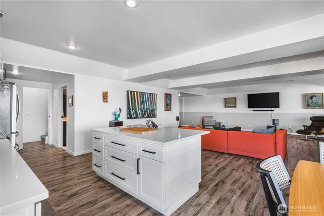 2781 Chambers Point Court, Steilacoom, WA 98388