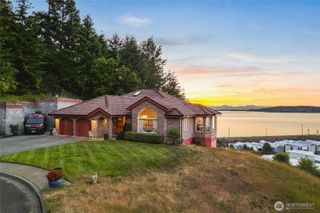 2781 Chambers Point Court, Steilacoom, WA 98388
