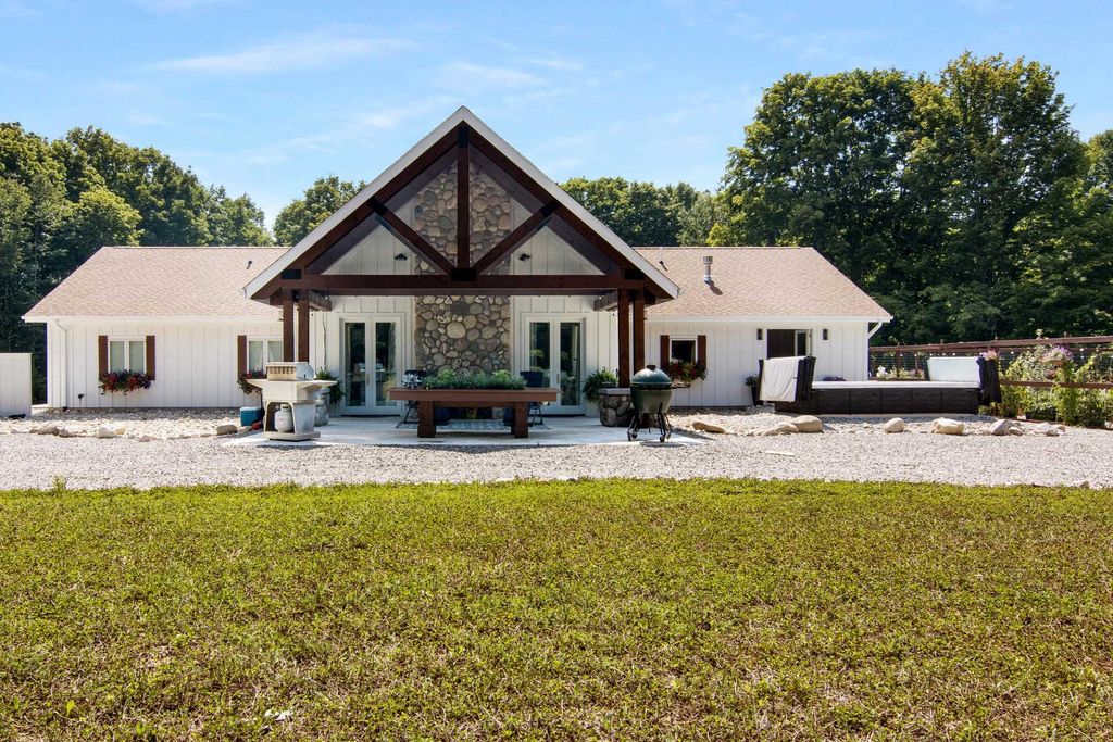 8986 Alden Meadows, Alden, MI 49612