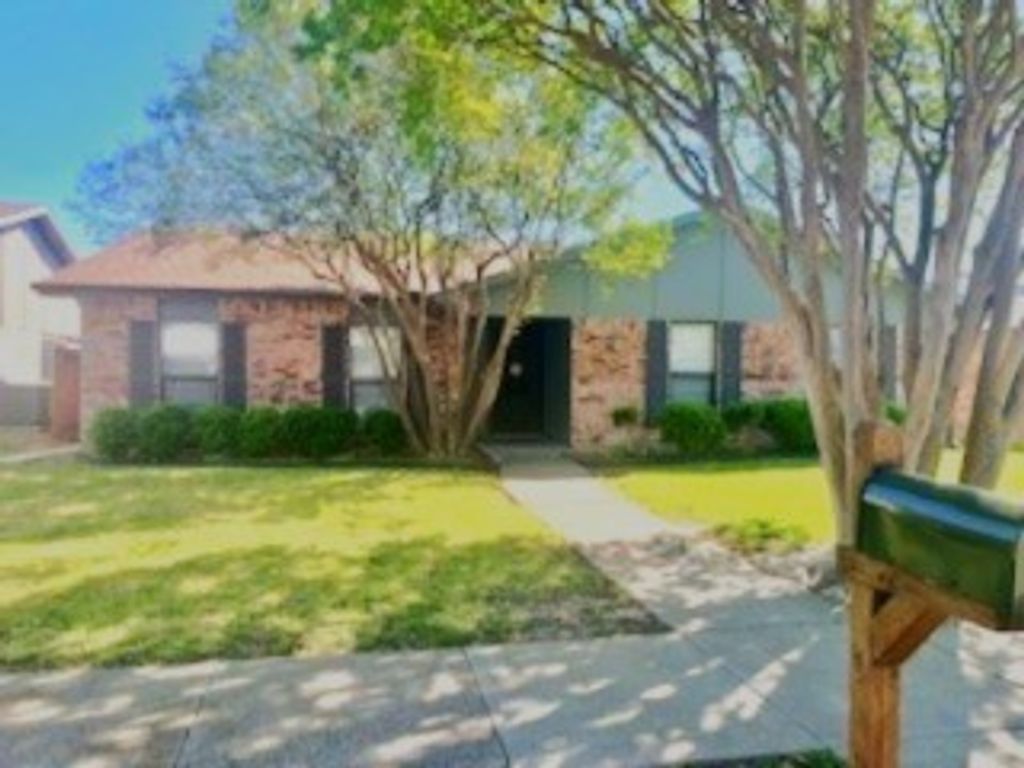 2004 White Ash Road, Carrollton, TX 75007