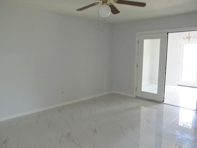 606 Pinebrook Lane, Baytown, TX 77521