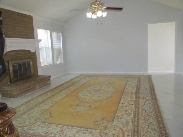 606 Pinebrook Lane, Baytown, TX 77521