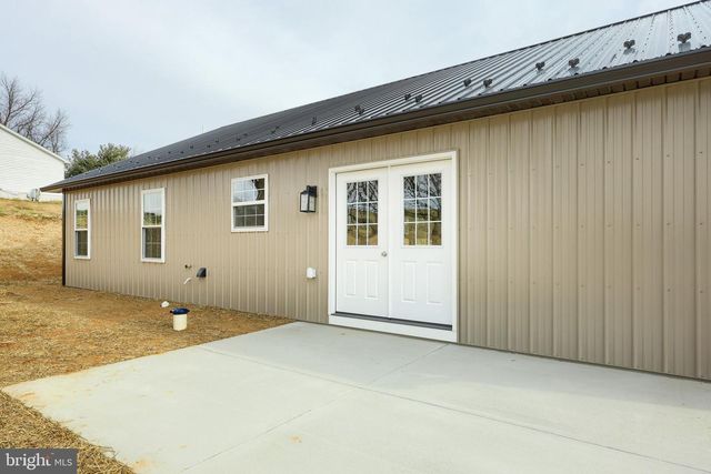 10620 ENFIELD RD, Felton, PA 17322