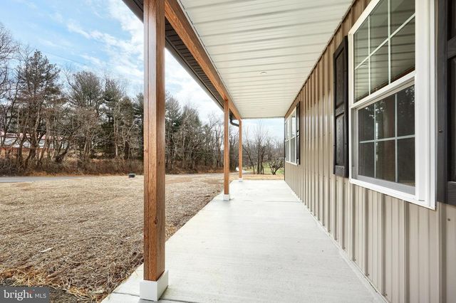 10620 ENFIELD RD, Felton, PA 17322