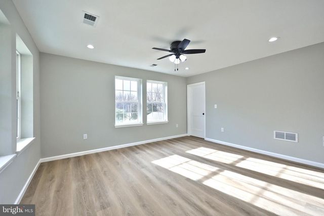 10620 ENFIELD RD, Felton, PA 17322