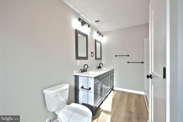 10620 ENFIELD RD, Felton, PA 17322