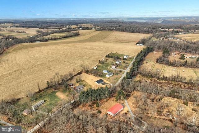 10620 ENFIELD RD, Felton, PA 17322