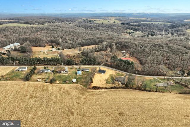 10620 ENFIELD RD, Felton, PA 17322