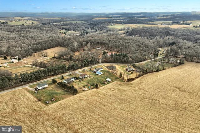 10620 ENFIELD RD, Felton, PA 17322