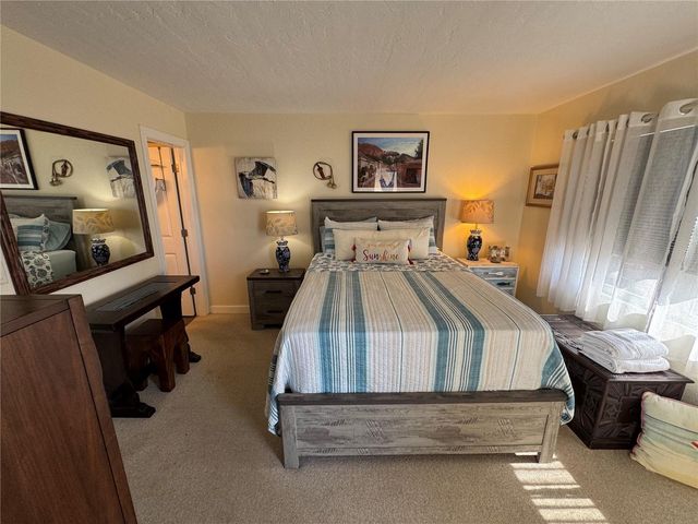 1400 TARPON CENTER DRIVE 206, Venice, FL 34285