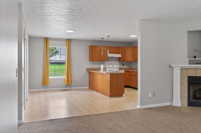 618 Lear Rd, Portland, TN 37148