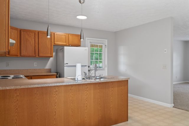 618 Lear Rd, Portland, TN 37148