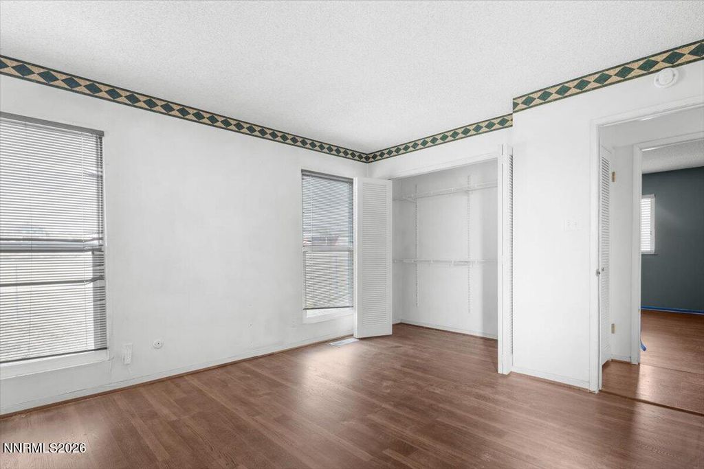 Image 18 of property listing at 10160 Manassas Drive, Reno, NV 89508