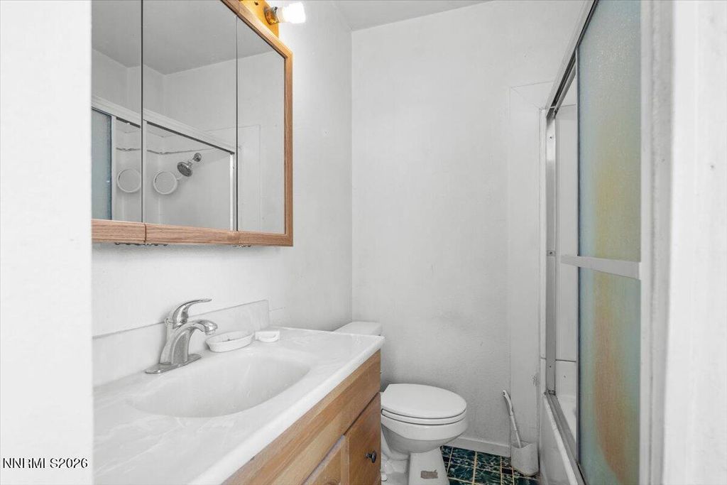 Image 19 of property listing at 10160 Manassas Drive, Reno, NV 89508