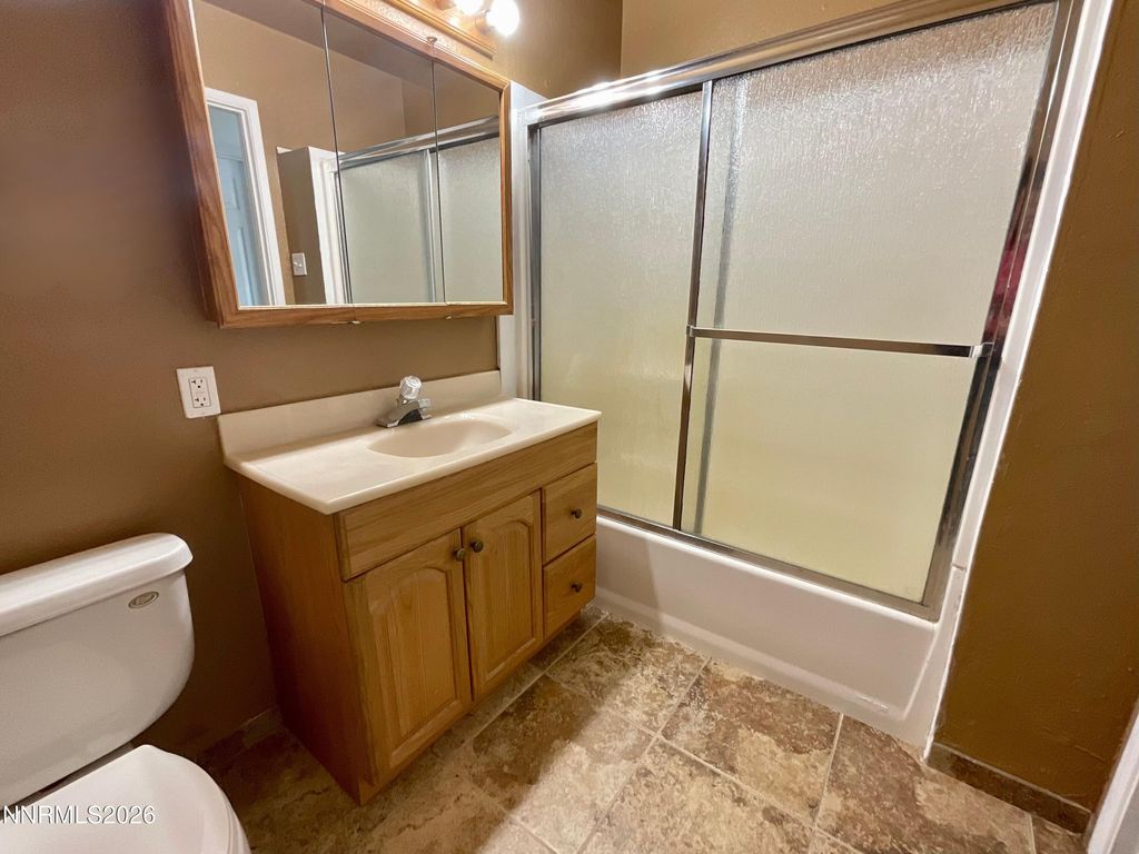 Image 23 of property listing at 10160 Manassas Drive, Reno, NV 89508