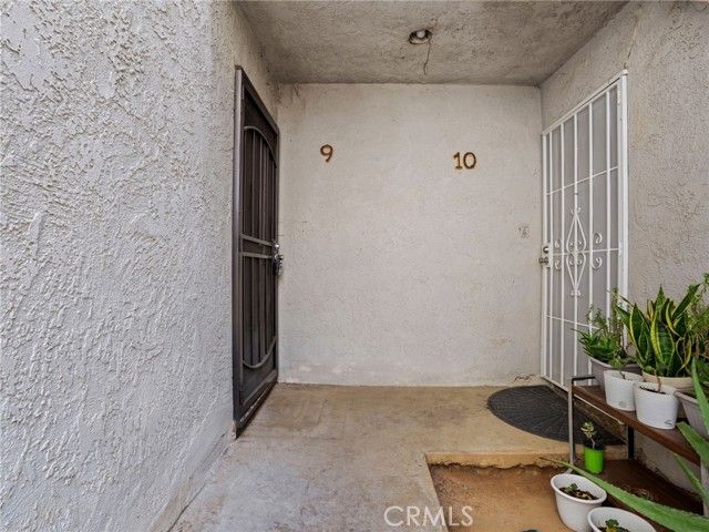 7247 Milton Avenue 9, Whittier, CA 90602