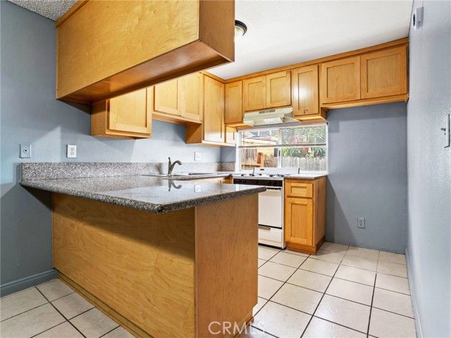 7247 Milton Avenue 9, Whittier, CA 90602