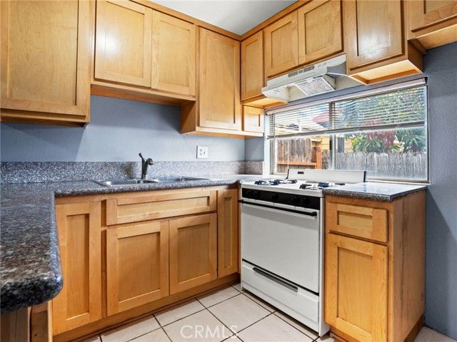 7247 Milton Avenue 9, Whittier, CA 90602