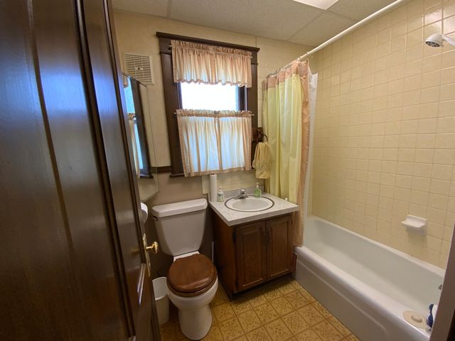 403 Edwards Street, Aurora, IL 60505
