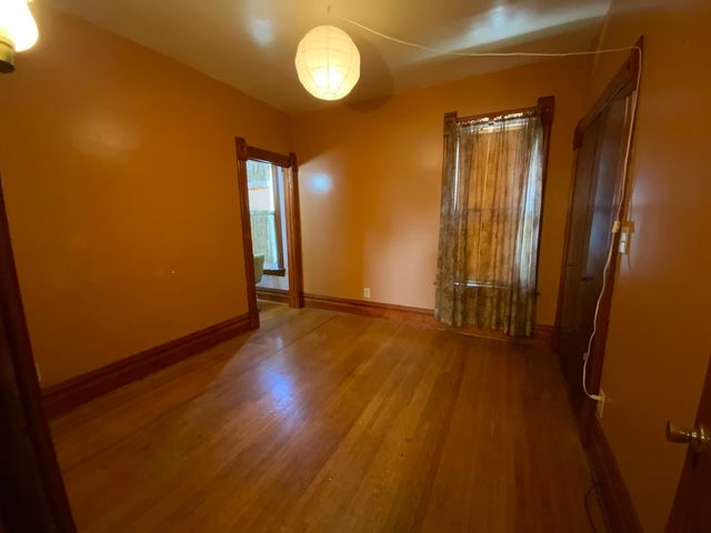 403 Edwards Street, Aurora, IL 60505