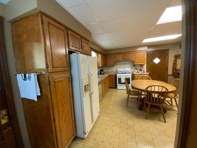 403 Edwards Street, Aurora, IL 60505