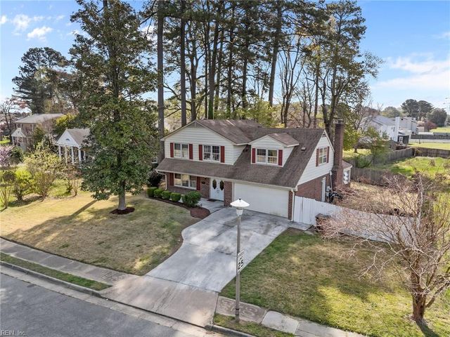 36 Whetstone DR, Hampton, VA 23666