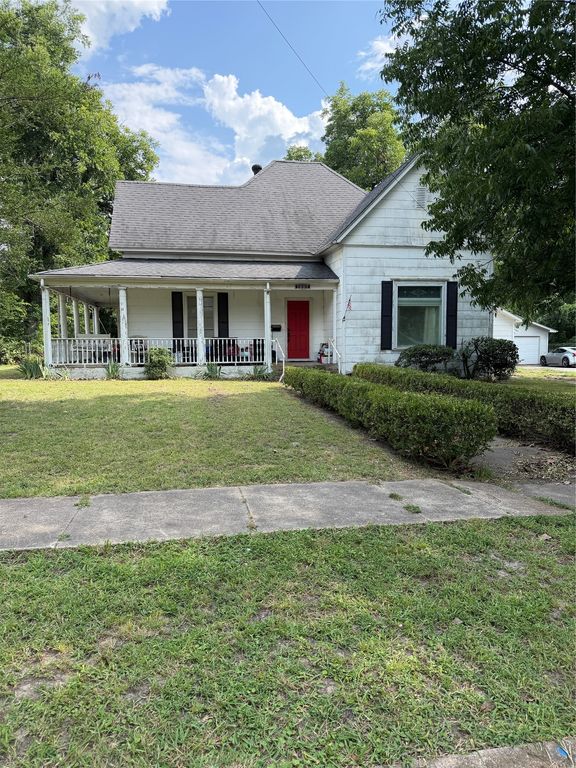 1607 Bonham Street, Commerce, TX 75428