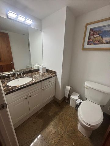 2301 Collins Avenue 833, Miami Beach, FL 33139