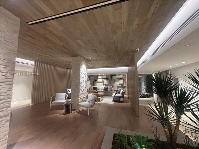 2301 Collins Avenue 833, Miami Beach, FL 33139